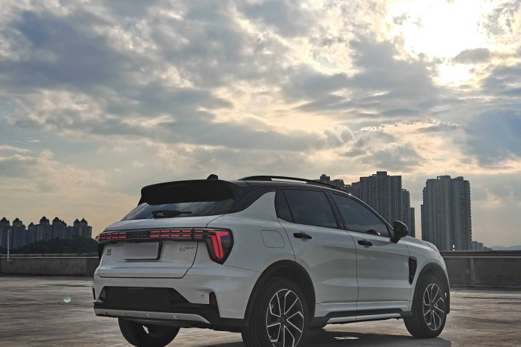 领克01 2023款 1.5TD EM-F PM车身外观6004