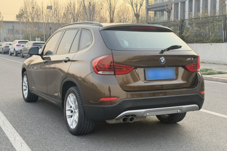 宝马X1 2015款 sDrive18i 时尚晋级版车身外观6004