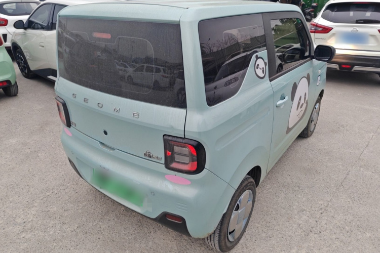 吉利银河 2023款 熊猫mini 200km 灵动熊车身外观7