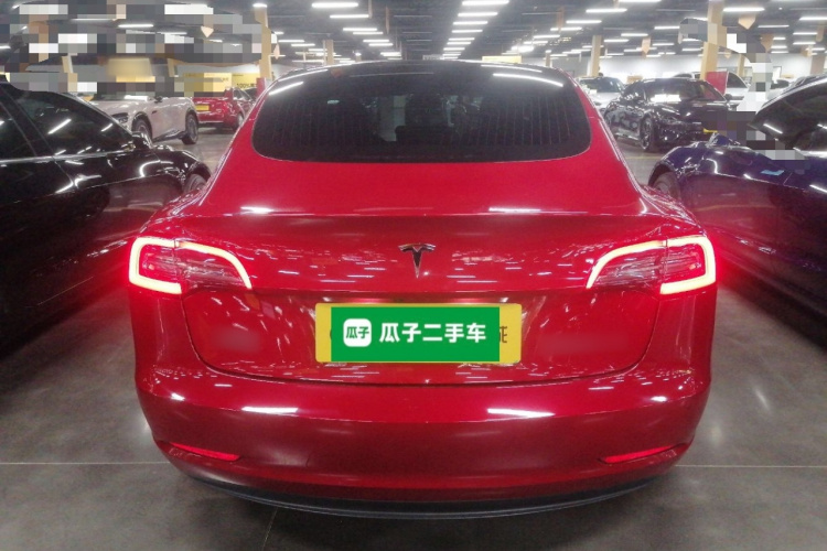 特斯拉 Model 3 2019款 标准续航后驱升级版车身外观6