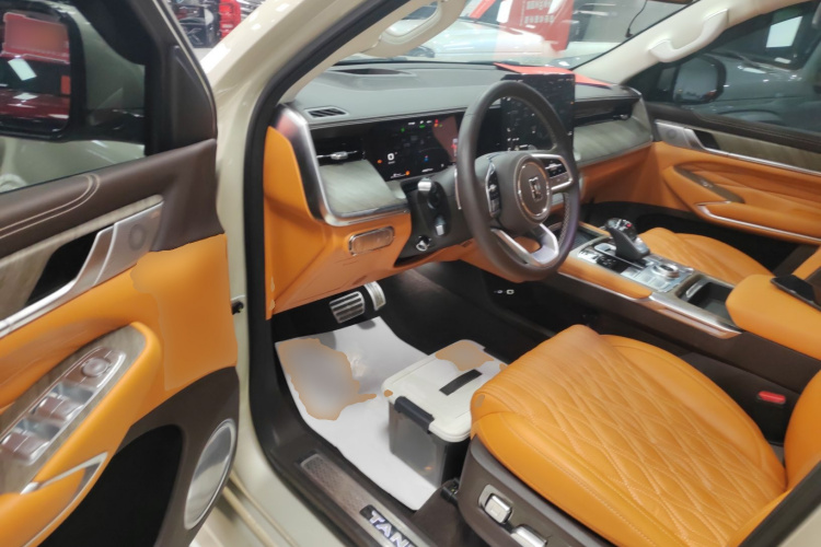 坦克500 2022款 3.0T 商务版 造境型 5座中控内饰7003