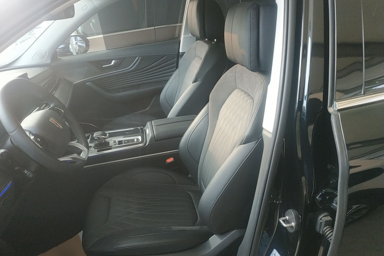 红旗HS5 2023款 2.0T 四驱旗享Pro版局部细节19