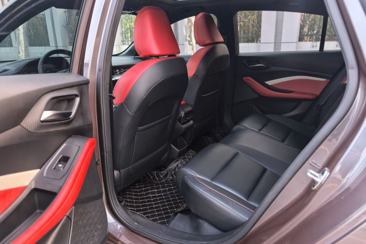 名爵 MG5 2023款 180DVVT CVT豪华版中控内饰7003