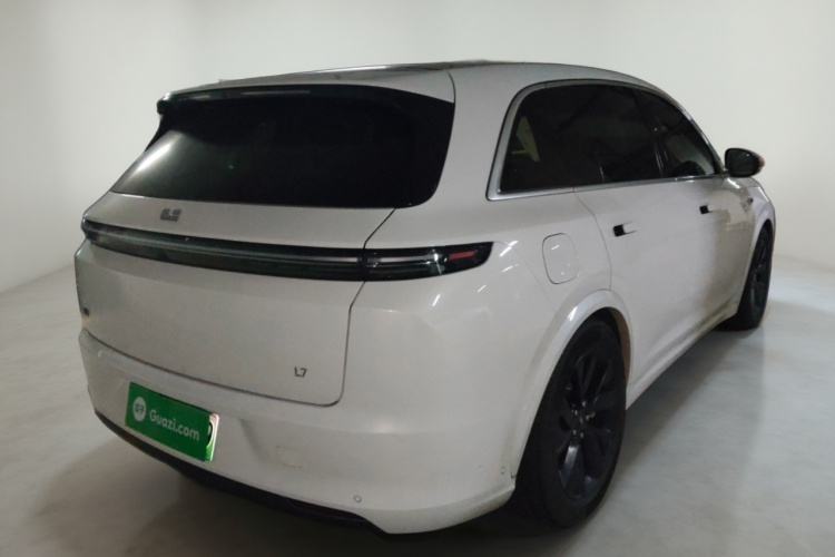 理想汽车 理想L7 2023款 Max车身外观7
