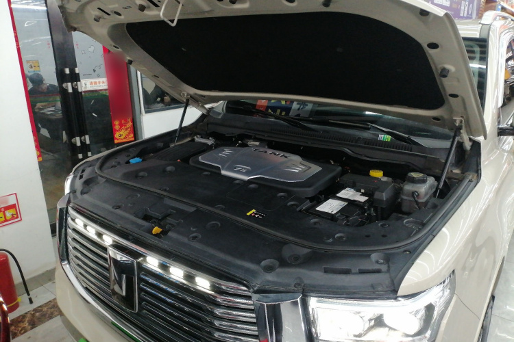 坦克500 2022款 3.0T 商务版 造境型 5座机舱底盘24