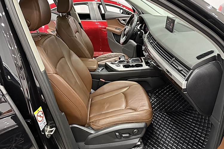 奥迪Q7 2016款 45 TFSI 技术型局部细节41