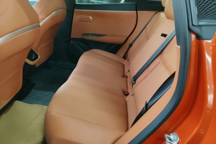 深蓝汽车 深蓝S07 2024款 215Max 乾崑智驾ADS SE增程版中控内饰21