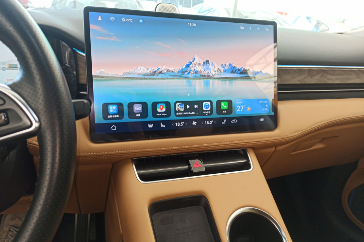 鸿蒙智行 问界M5 2022款 增程四驱性能版局部细节16