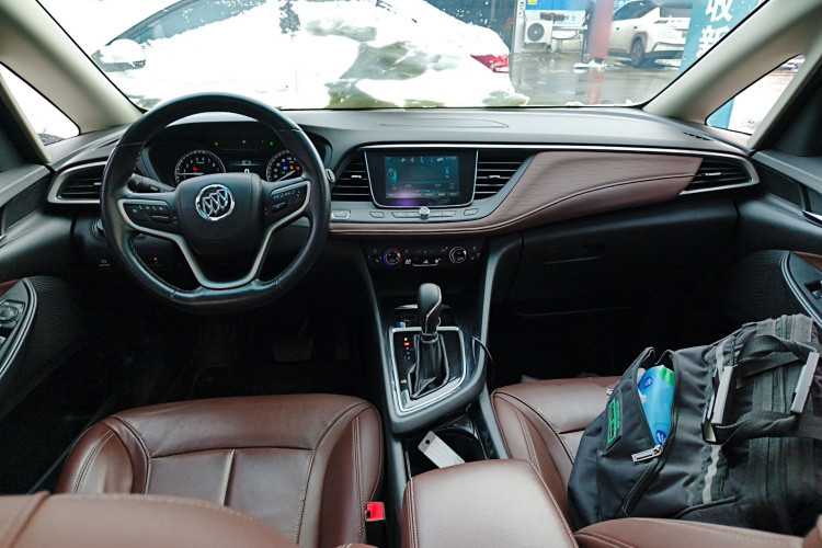 别克GL6 2019款 18T 6座互联豪华型 国VI中控内饰7002