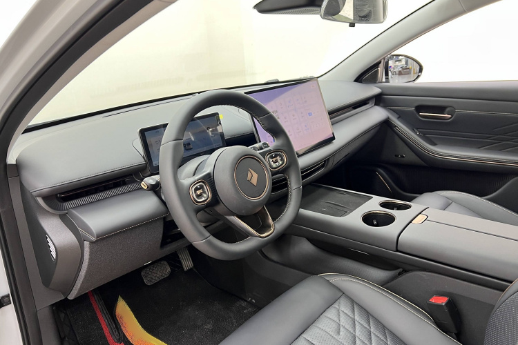 宝骏享境 2025款 纯电 600km豪华版中控内饰7009