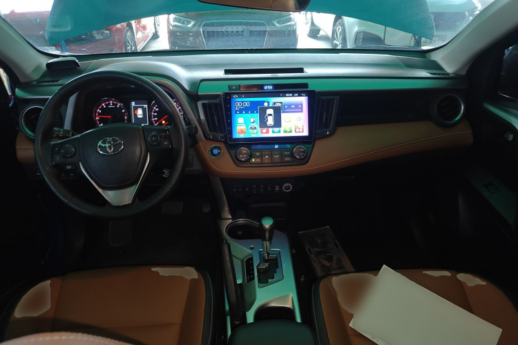 丰田 RAV4荣放 2016款 2.5L 自动四驱精英版中控内饰12