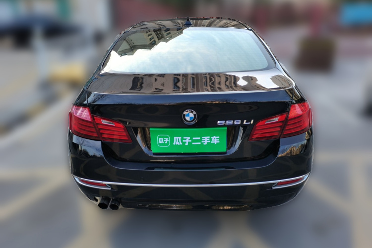 宝马5系 2017款 528Li 领先型车身外观6