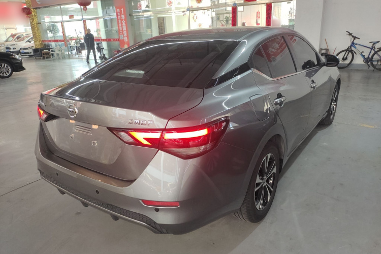 日产 轩逸 2022款 1.6L XL CVT悦享版车身外观7