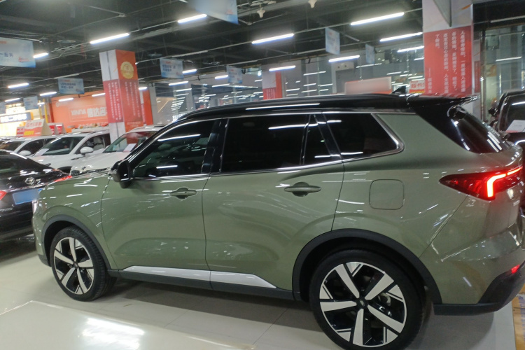 福特 领睿 2025款 EcoBoost 170 尊领型PLUS车身外观4