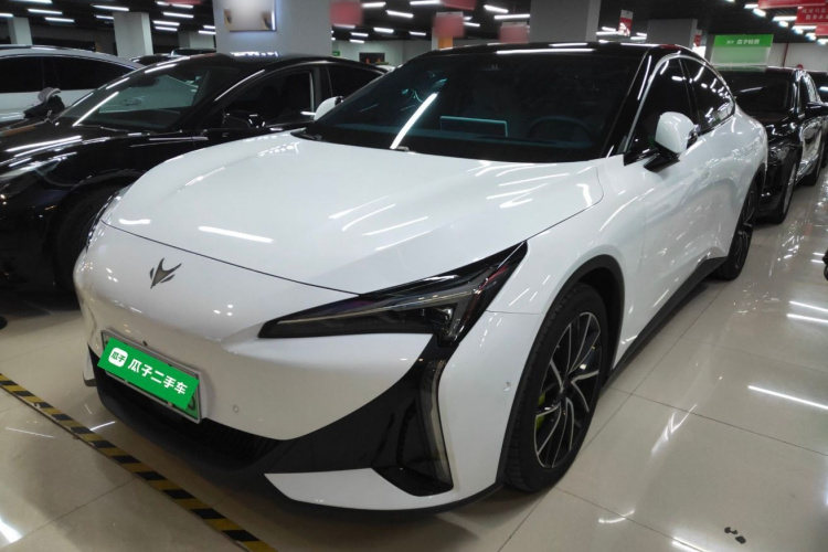 ARCFOX极狐 极狐 阿尔法S5 2024款 708MAX 200kW车身外观1