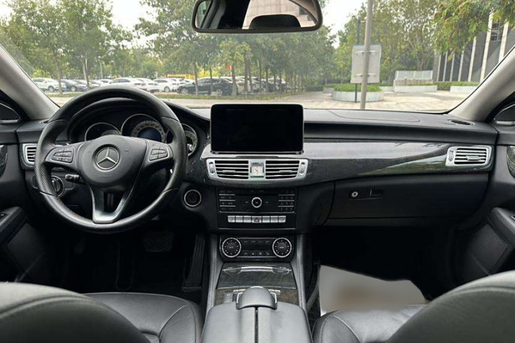 奔驰CLS 2016款 CLS 260 逸彩版中控内饰7001