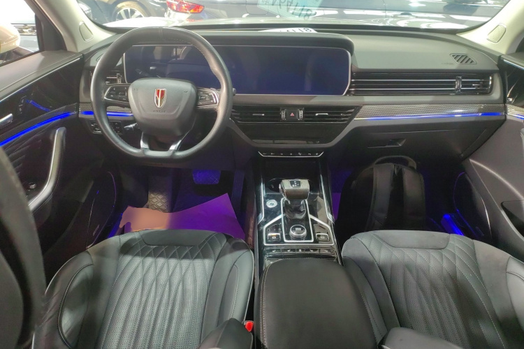 红旗HS5 2022款 改款 2.0T 智联旗领四驱版中控内饰12