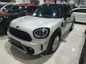 MINI Countryman 2023款 改款 1.5T COOPER ALL4 鉴赏家
