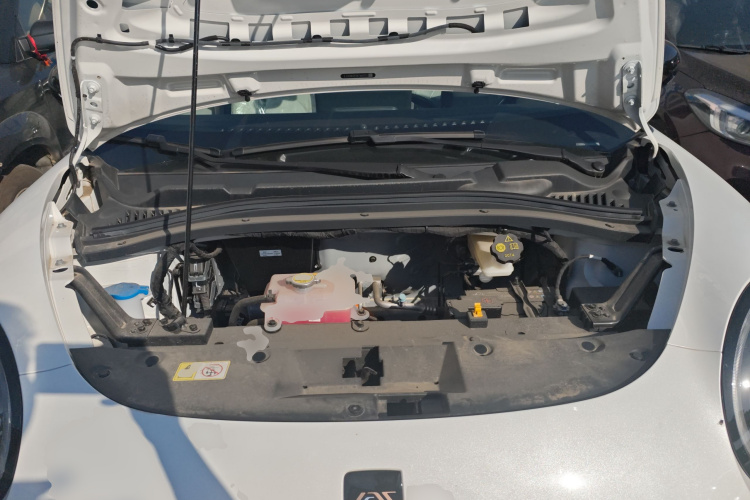 江淮钇为 钇为3 2024款 挚爱版 330km Air局部细节24