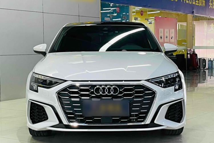 奥迪A3 2023款 改款 A3L Limousine 35 TFSI 时尚运动型车身外观6007