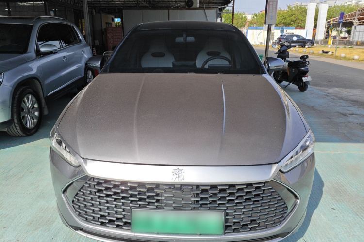 比亚迪 秦PLUS 2024款 荣耀版 DM-i 55KM领先型车身外观6001