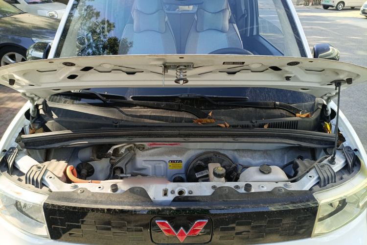 五菱汽车 宏光MINIEV 2020款 悦享款 磷酸铁锂机舱底盘24