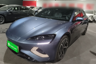 比亚迪 海豹 2022款 700km 长续航后驱版