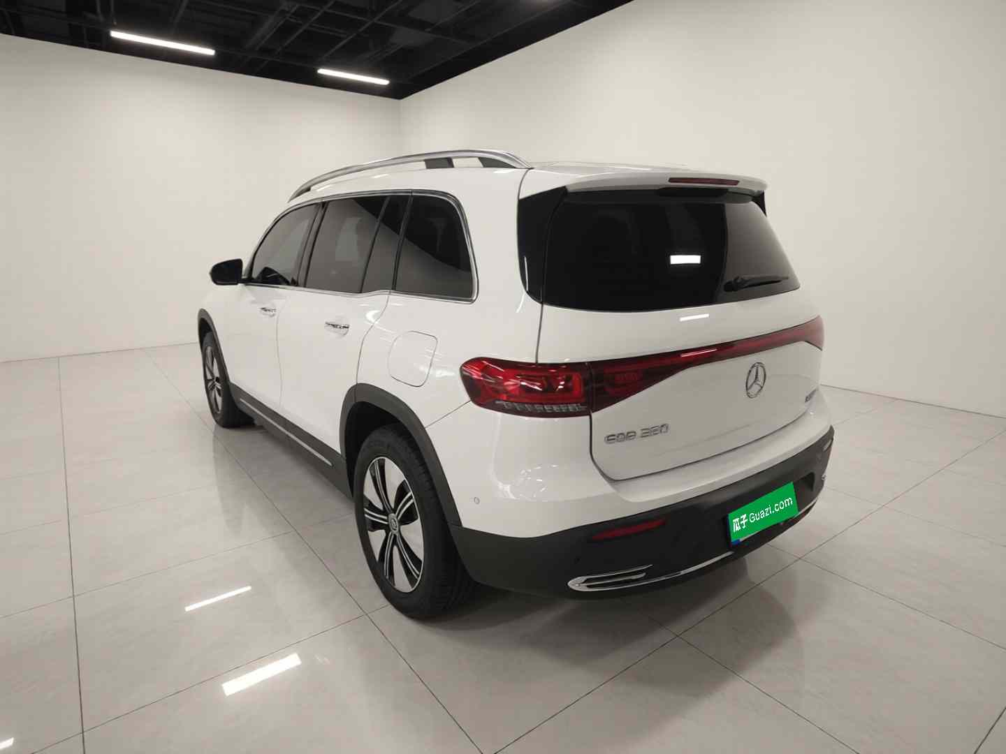奔驰EQB 2023款 改款 EQB 260(3)