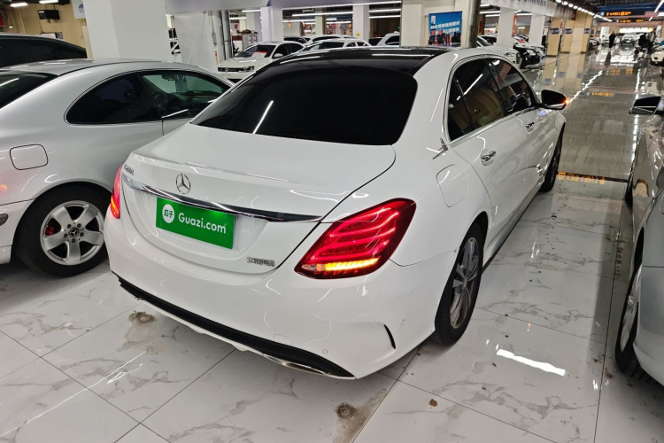 奔驰C级 2017款 C 200 L 运动版车身外观7