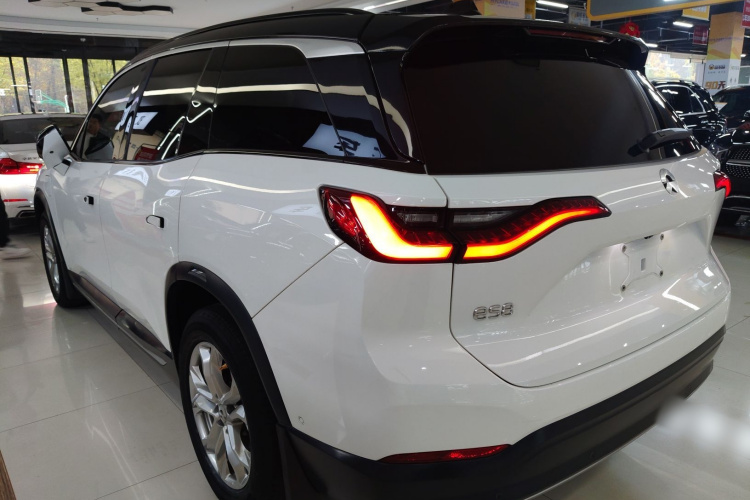 蔚来ES8 2018款 355KM 基准版 七座版车身外观6003