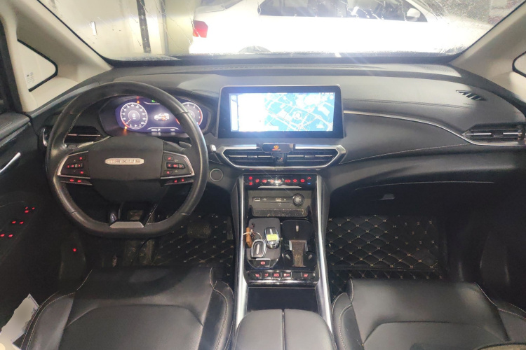 上汽大通MAXUS 大通G50 2023款 PLUS 1.5T 自动护航版中控内饰12