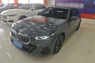 宝马5系 2024款 530Li 尊享型 M运动套装