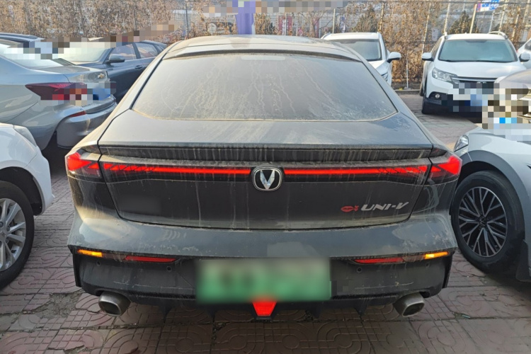 长安UNI-V 智电iDD 2023款  智电iDD 1.5T 113km智趣型（飞快版）车身外观6