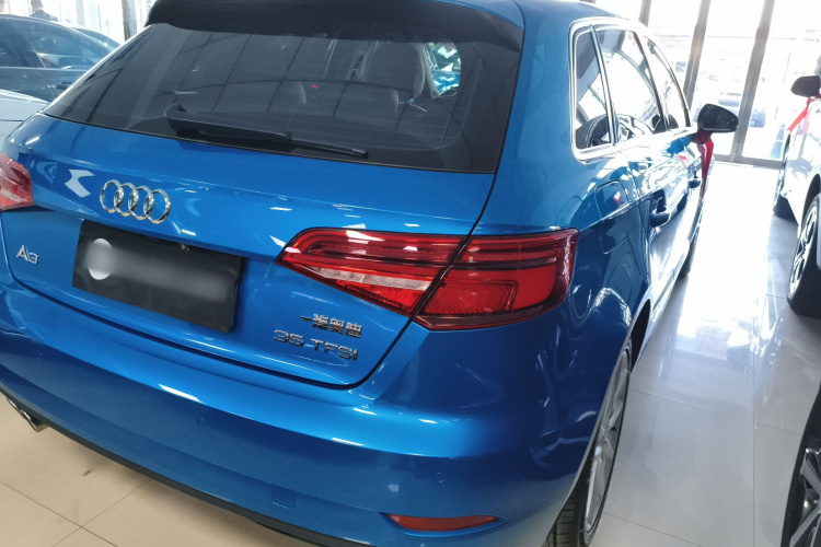 奥迪A3 2017款 Sportback 35 TFSI 进取型车身外观7