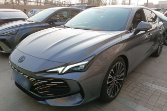 名爵 MG7 2023款 2.0T 自动猎美奢享版