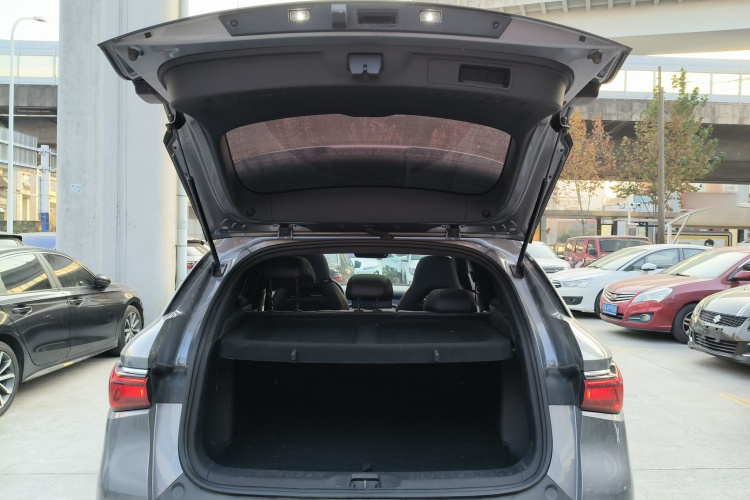 比亚迪 元PLUS 2022款 510KM 旗舰型机舱底盘23