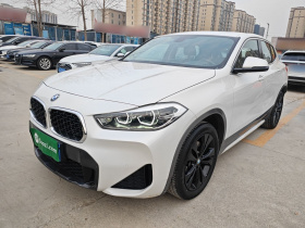 宝马X2 2023款 sDrive25i M越野套装