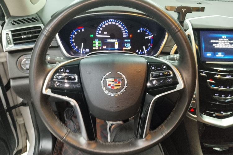 凯迪拉克SRX 2015款 3.0L 舒适型中控内饰13