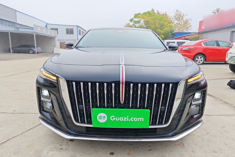 红旗H5 2024款 2.0T 自动智联旗畅版车身外观2