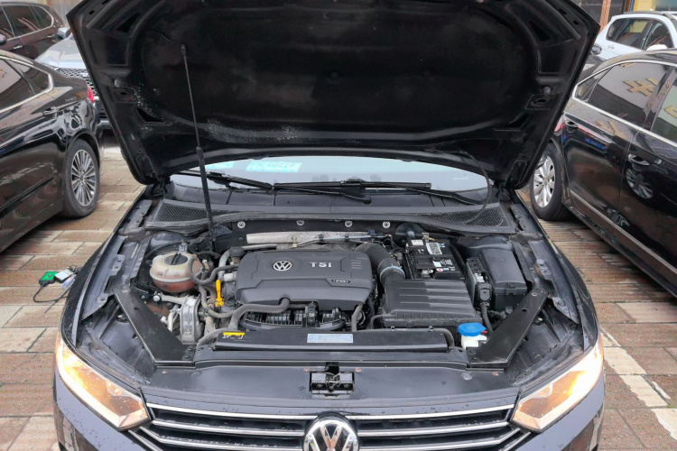 大众 迈腾 2018款 330TSI DSG 领先型机舱底盘24