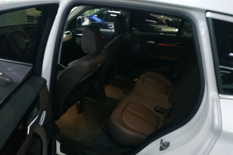 宝马X1 2022款 sDrive25Li 领先型中控内饰7004