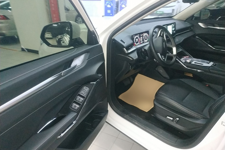 哈弗H6 2024款 1.5T 两驱经典版中控内饰20