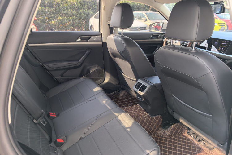 大众 朗逸 2022款 1.5L 自动舒适版中控内饰7007