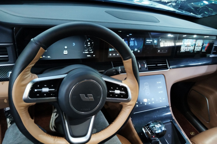 理想汽车 理想ONE 2021款 增程6座版中控内饰7002