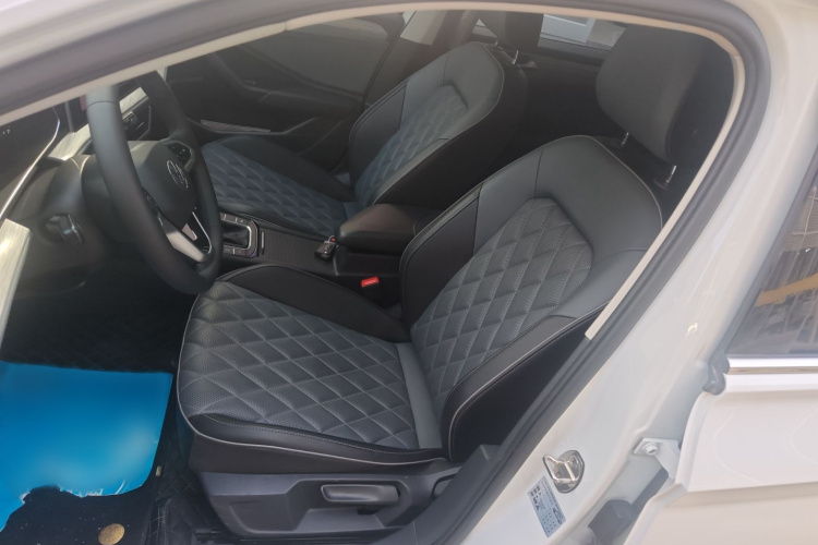 大众 速腾 2023款 300TSI DSG超越版局部细节19