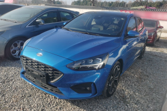 福特 福克斯 2020款 两厢 EcoBoost 180 自动ST Line