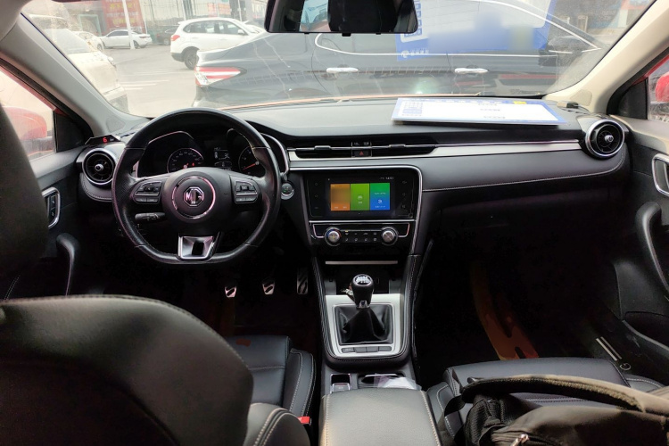 名爵 MG6 2017款 20T 手动豪华智联版 国V中控内饰12