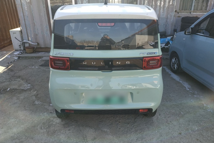 五菱汽车 宏光MINIEV 2021款 马卡龙时尚款 三元锂车身外观6