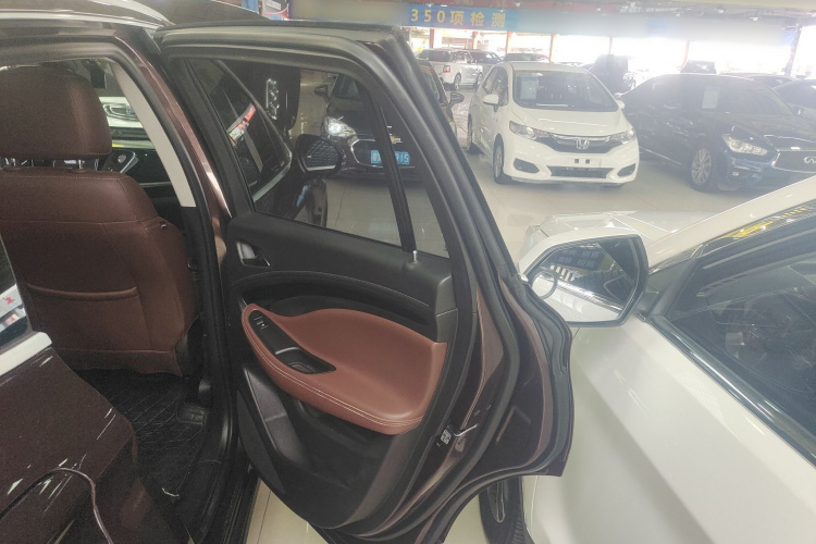 别克 昂科威 2018款 28T 四驱豪华型中控内饰7004