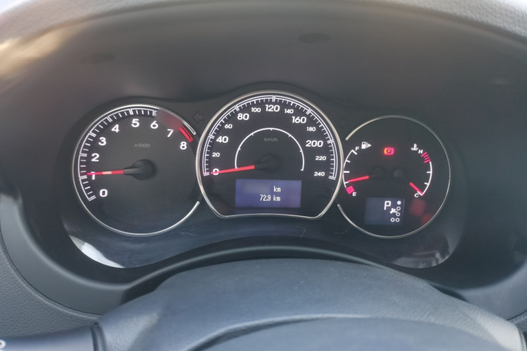 雷诺 科雷傲(进口) 2014款 改款 2.0L 两驱时尚版局部细节14